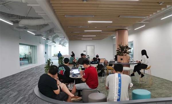 新加坡 PSB学院的师生比例和素质